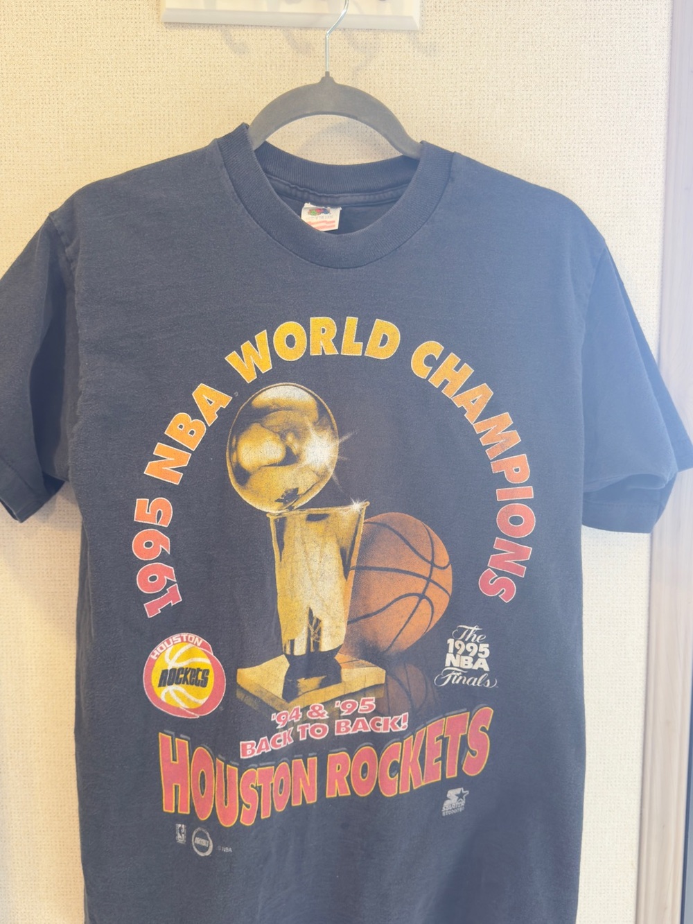 Fruit of the Loom Houston Rockets 1995 NBA Champions Black Graphic Tee